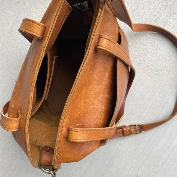 Portland Leather Goods Medium Crossbody Tote Purse Bag Chestnut Brown - Picture 14 of 16